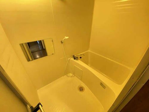 コーポラス二見の風呂