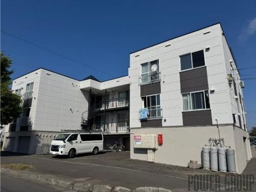 ハイツエミールの外観