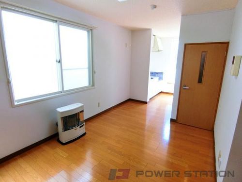 ルート5FUMIの居間