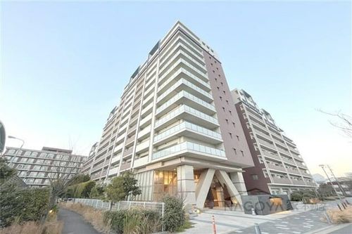 ロイヤルパークス千種の外観