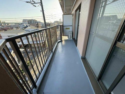 ファミールモリの内装