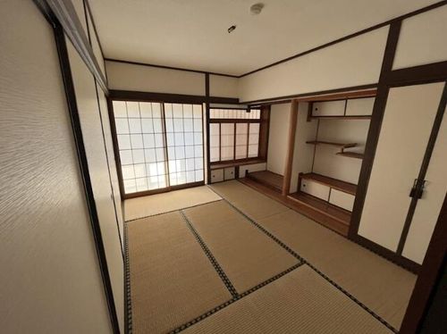 レイ前田301の内装
