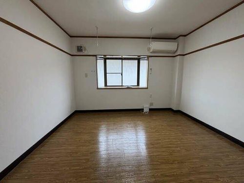 エルメゾンの居間