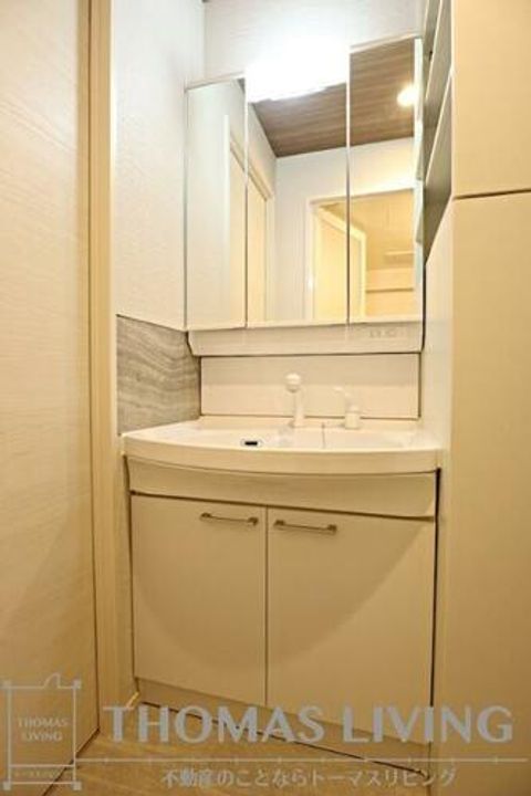 オーヴィジョンQULAS小倉金田の内装