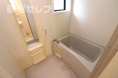 セジュール沙香保B103の風呂