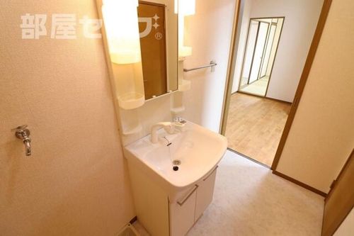 セジュール沙香保B103の内装