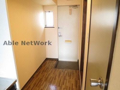 メゾンド・クレール204の玄関