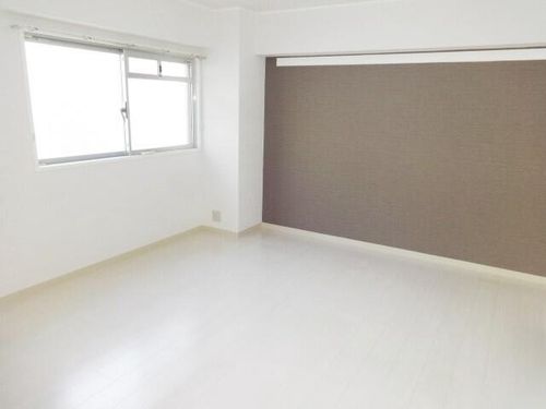 PALMIZIO東三国の内装