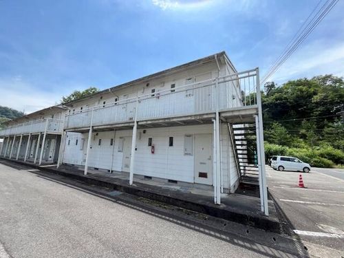 ストークフォーレスト F棟の外観