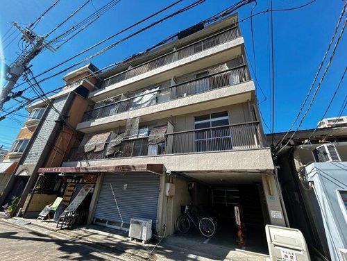 イツキマンションの外観