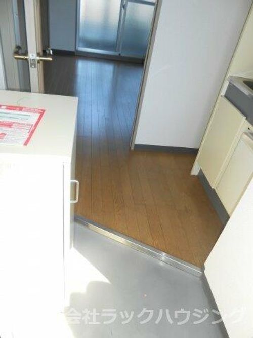 大阪府守口市馬場町1丁目(マンション)の賃貸物件の玄関