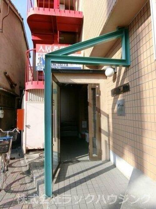 大阪府守口市紅屋町(マンション)の賃貸物件の玄関