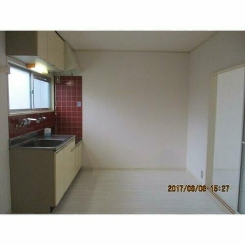 大阪府大阪狭山市東野西1丁目(アパート)の賃貸物件の居間