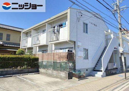 ハイツ本山の外観