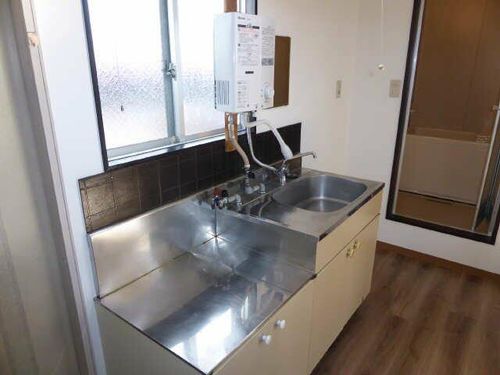 フォーブル旭のキッチン