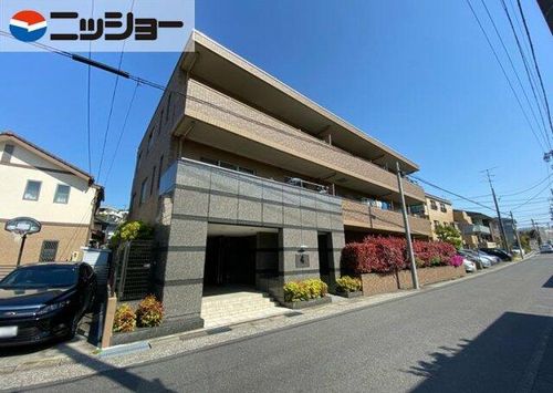 本山日和町ヒルズ 106号の外観