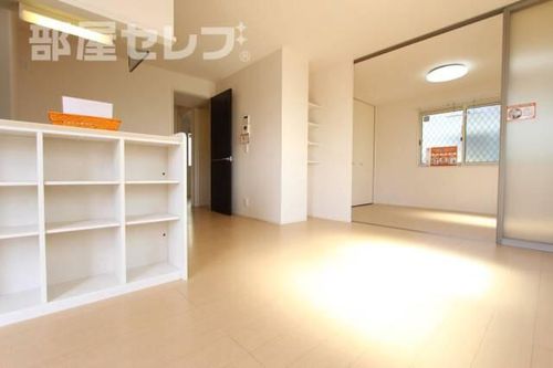 プティ メゾン101の内装