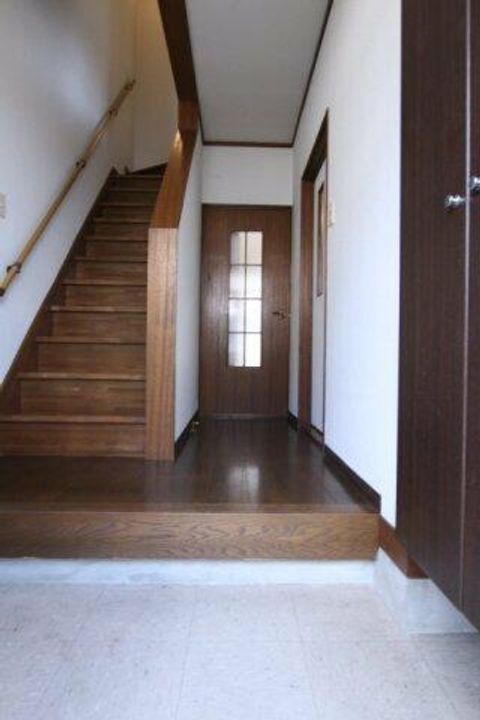 兵庫県神戸市垂水区高丸5丁目(一戸建)の賃貸物件の玄関