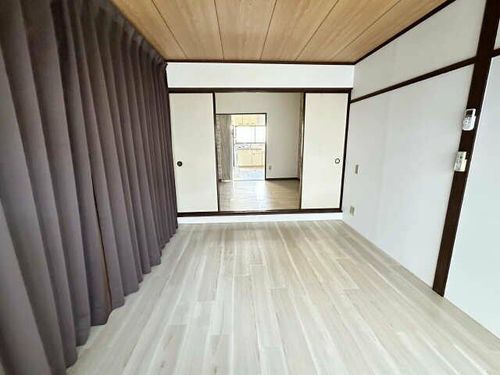 コーポアドヴァンス 東棟の居間