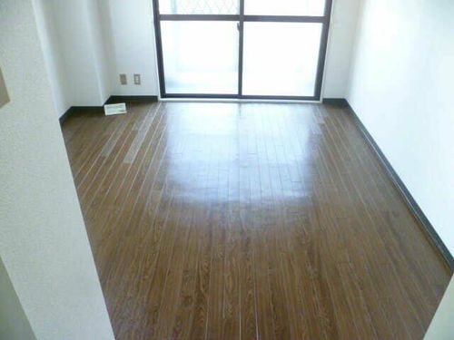 ベルトピア稲沢 2の居間