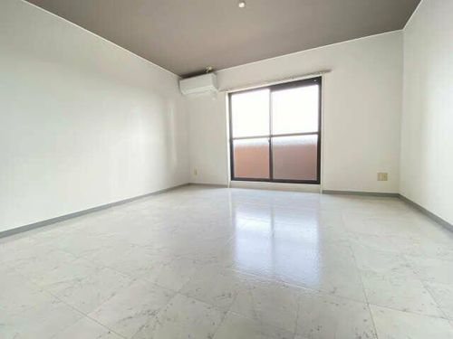 プランドール・アイの居間