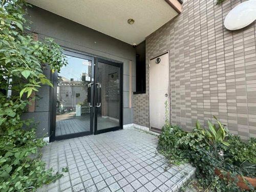 コスモM73の玄関