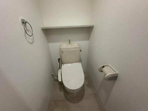 名駅・ドットマンションの内装