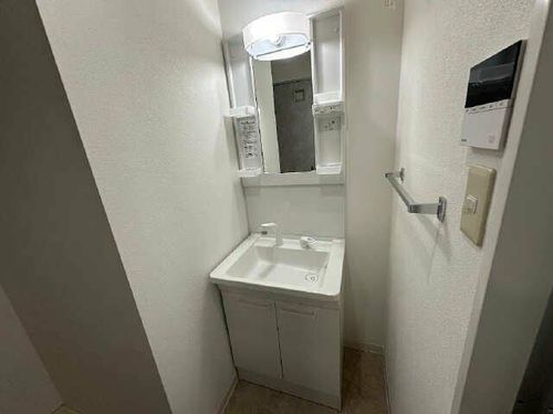 名駅・ドットマンションの内装