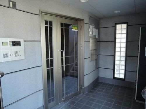 シェソワ21の玄関