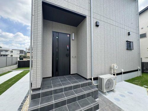 愛知県名古屋市瑞穂区春山町(一戸建)の賃貸物件Bの玄関