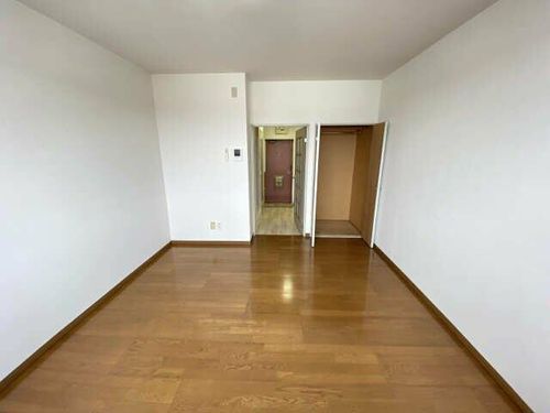 アムラックスⅠの居間