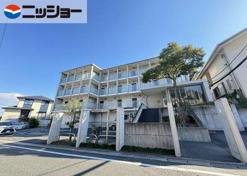 アクシス白山の外観