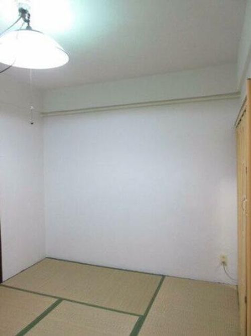 英マンションの内装