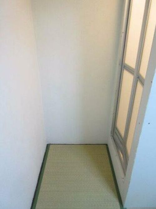 英マンションの内装