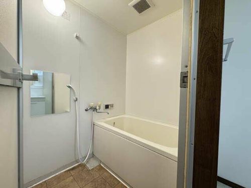 サンフィールド如意申の風呂