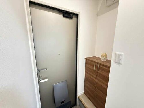 イーストコートSの玄関