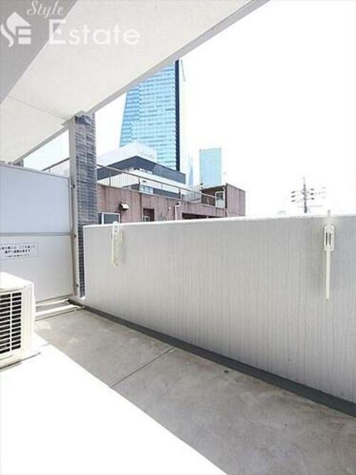 アルテミスの内装