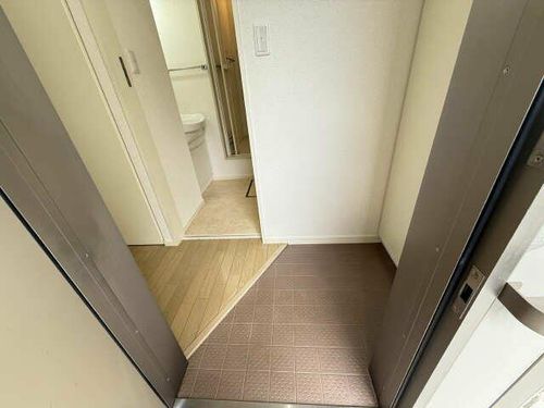 グランヴィラ虹ヶ丘の玄関