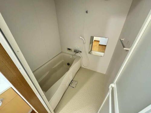 RESIDENCE四季 弐番館の風呂