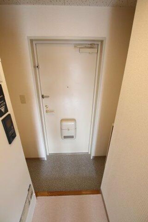 泉ヶ丘アイビースクエアの玄関