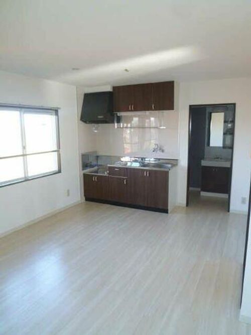 エクセル北邸Aの居間