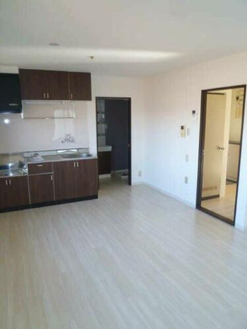 エクセル北邸Aの居間