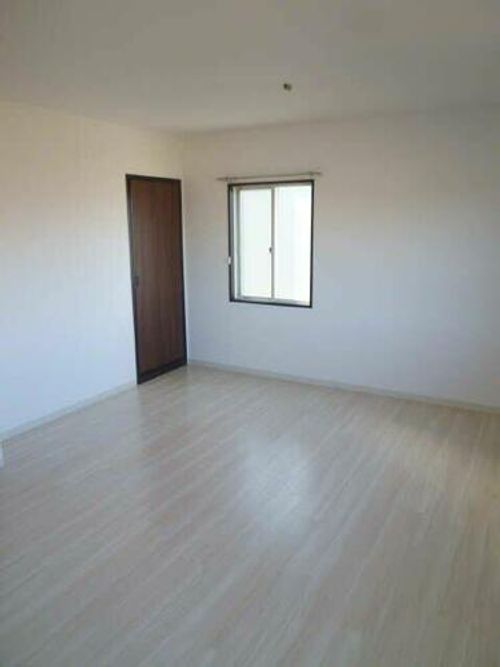 エクセル北邸Aの居間