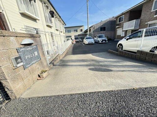 アリエス翔の玄関