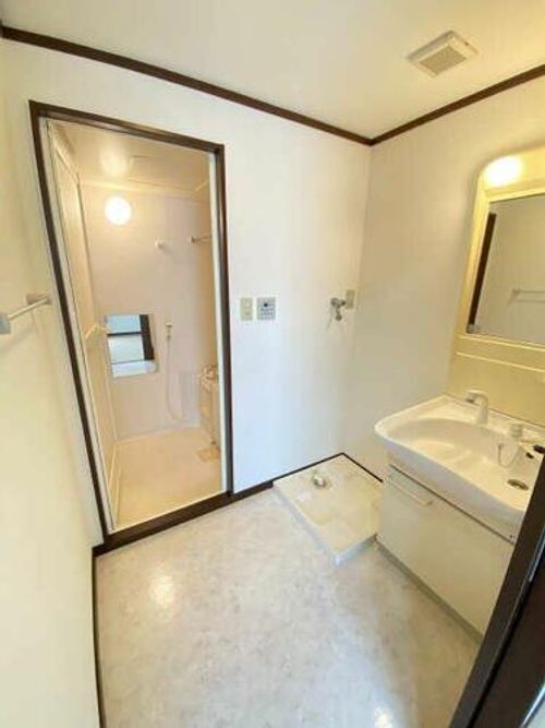 ハートヒルズ西大友の内装