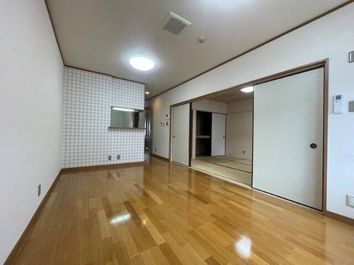 カーサ・レーニョの居間