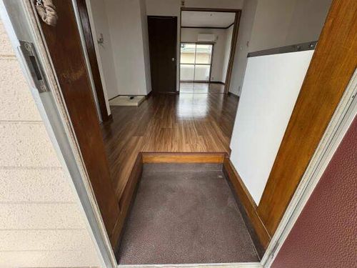 タウニーKの玄関