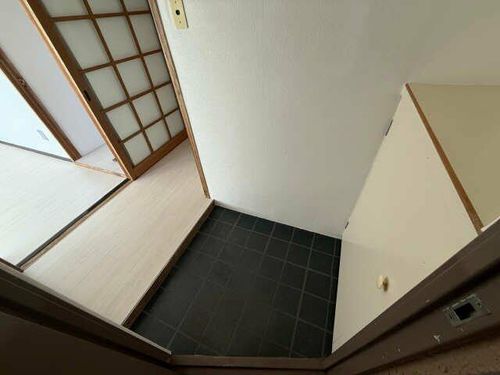 スカイハウスの玄関