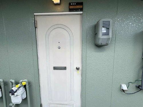フレグランス大坪の玄関