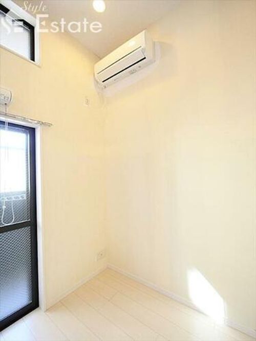 Lucie鳴海のその他画像